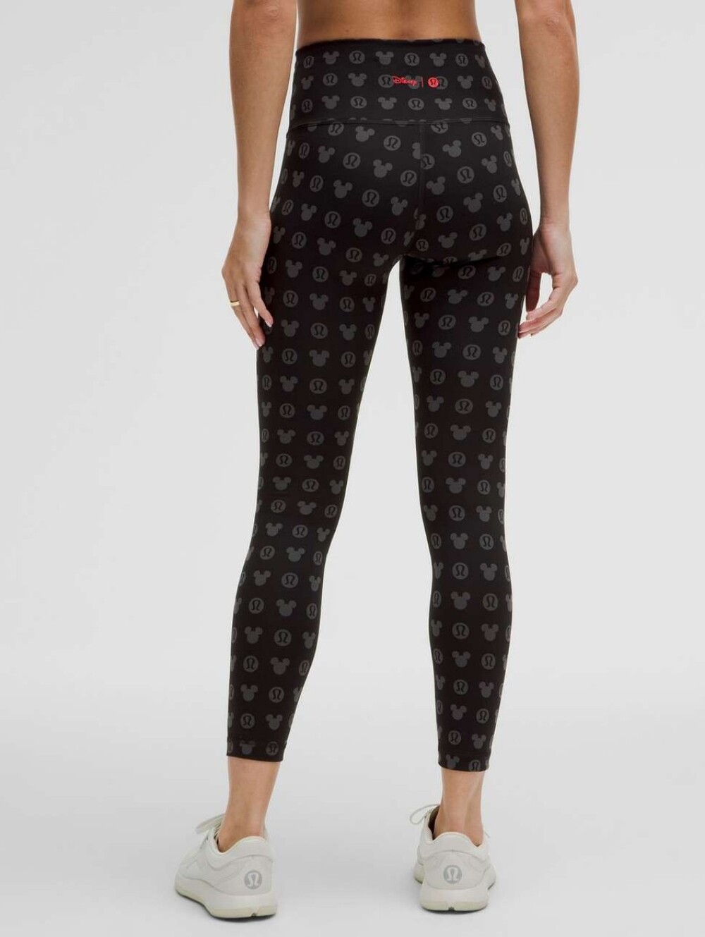 Disney x Lululemon *Wunder Train High-Rise Tight 25" size 6 NWT - Picture 2 of 9